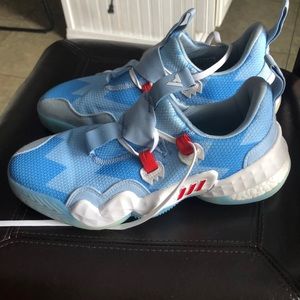 Trey Young Icee basketball shoes